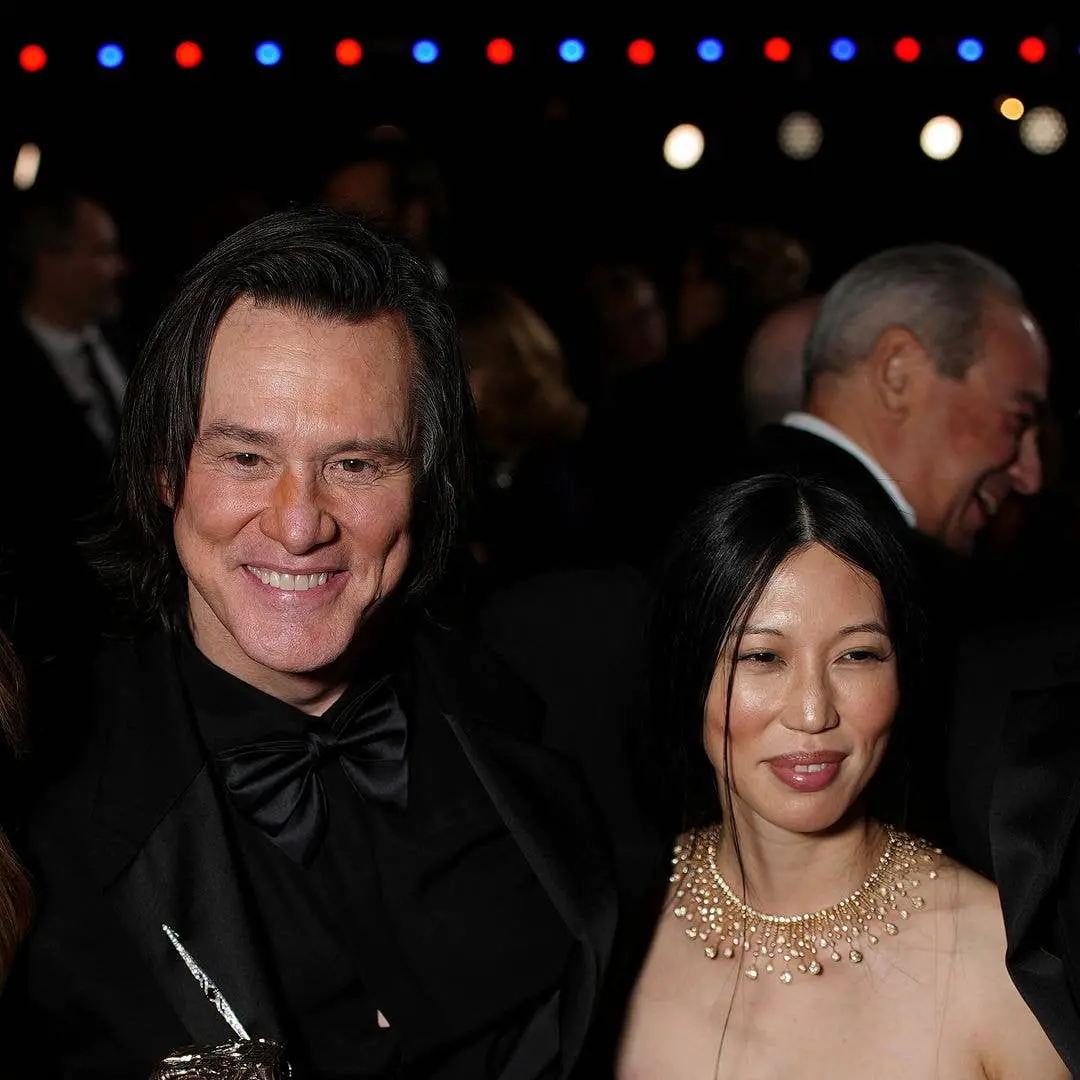Jim Carrey casou com Min Ah, sua namorada de 32 anos, nove meses depois do primeiro encontro no tapete vermelho de Pari…