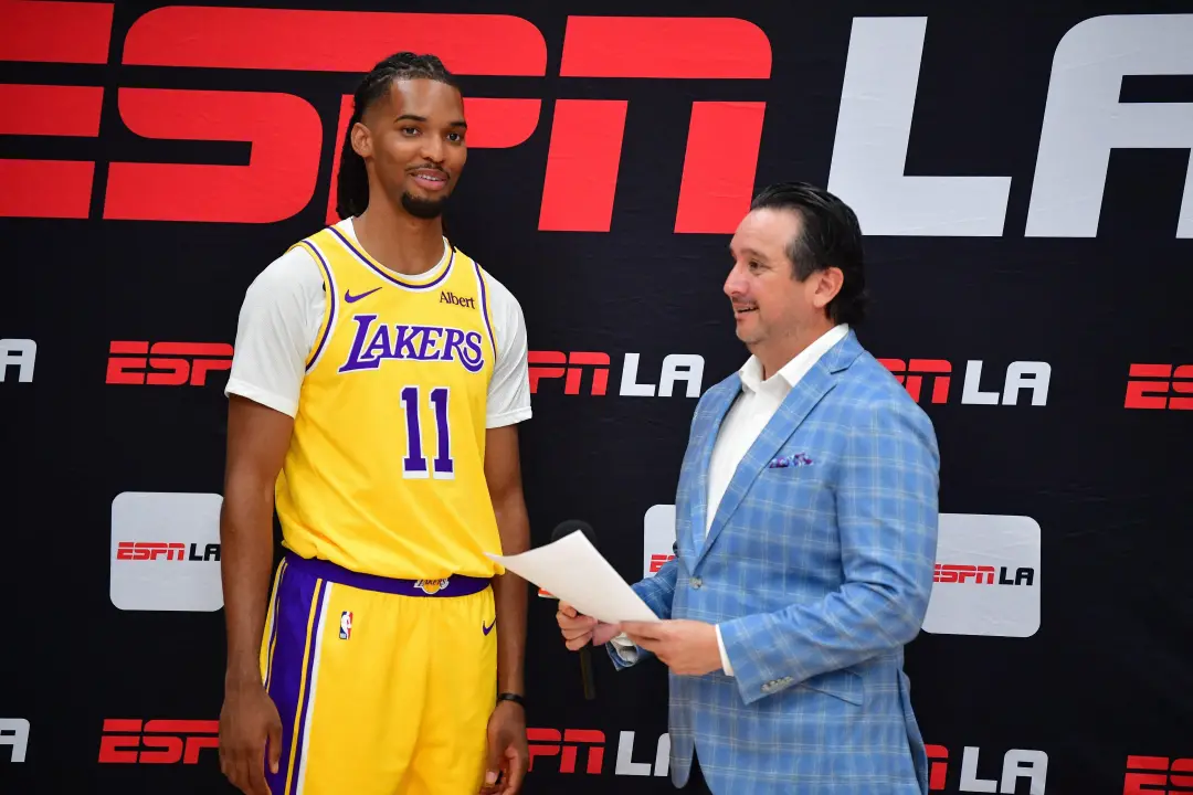 Lakers no treinamento mostram Thybulle e Williams como defensores fortes. Austin Reaves disse que é difícil marcar nele…