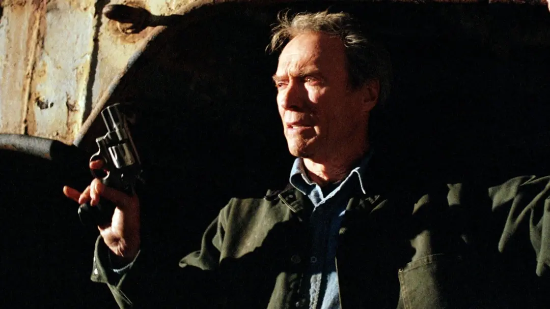 Filme de mistério com Clint Eastwood e Michael Connelly teve nota 52% no agregador Rotten Tomatoes. O resultado baixo m…