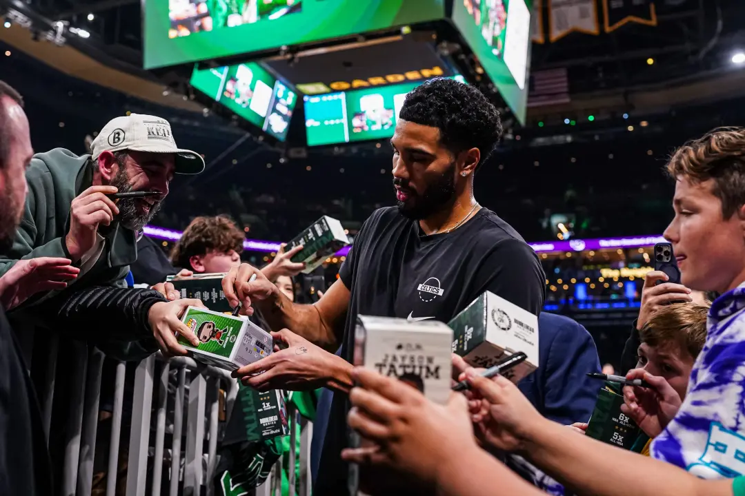 Boston Celtics lançou o cronograma de noites especiais de 2026-27, com a série de bobbleheads de quatro jogadores. O fa…