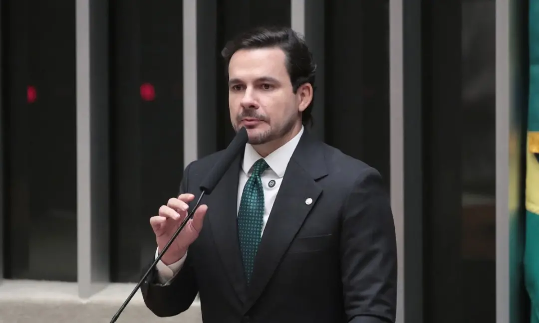 Capitão Alberto Neto, PL, tem o número 222 para o Senado no Amazonas. A disputa de cargos em 2026 exige que a gente aco…