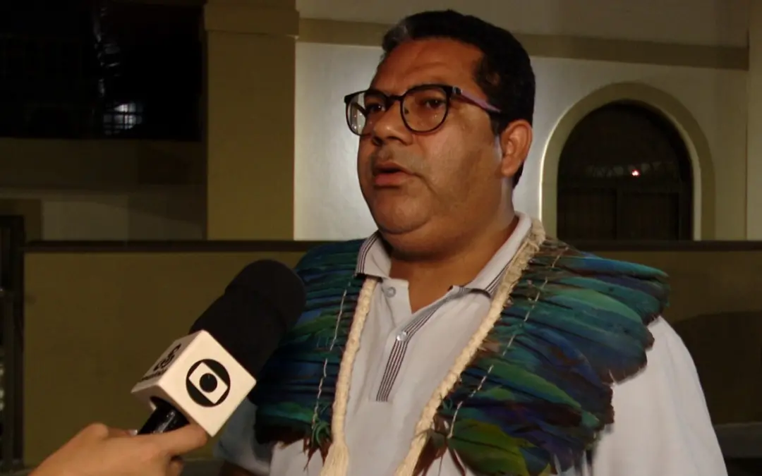 Isael Munduruku é candidato ao governo do Amazonas pelo número 18. A defesa ambiental e o combate a facções são temas q…