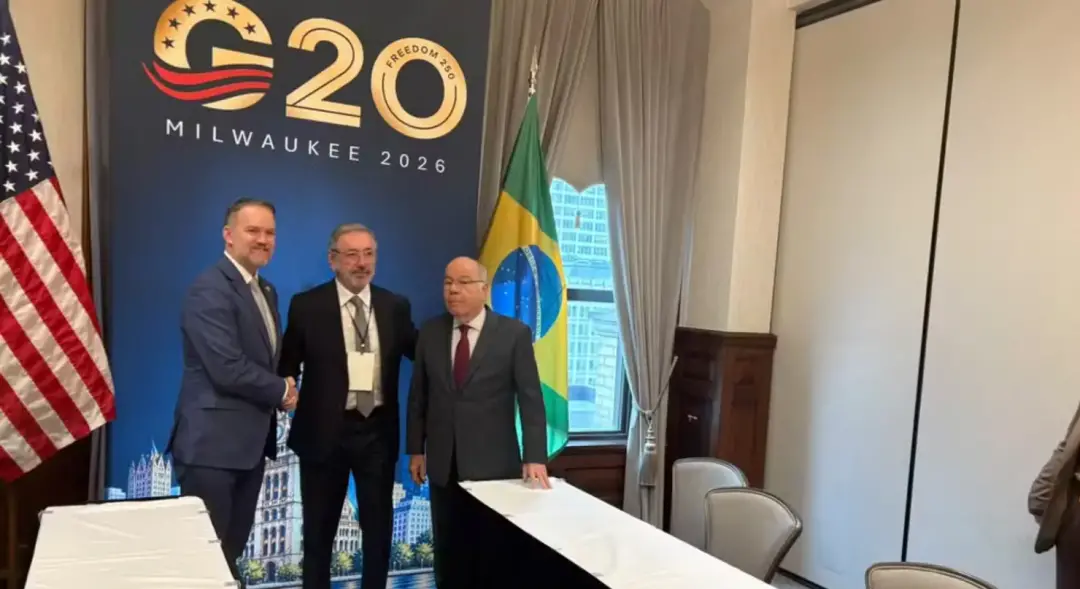 EUA devem apresentar proposta ao Brasil sobre tarifas nas próximas semanas. Essa negociação é importante pra estabilida…