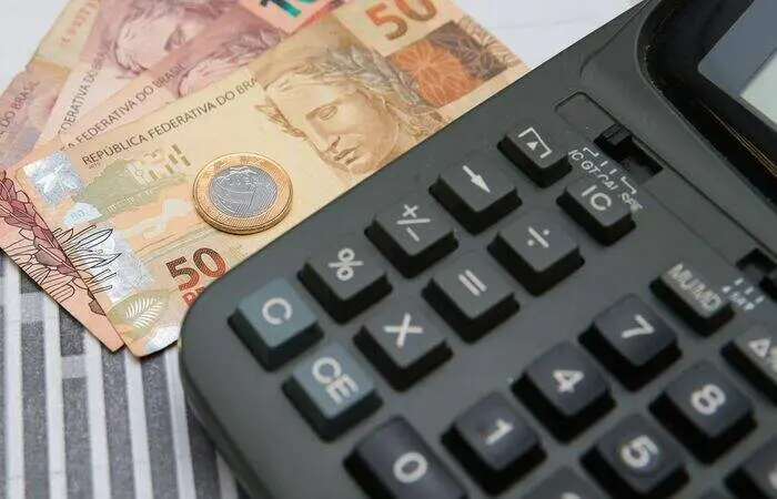 Estatais federais tiveram superávit de 1,76 bilhão em agosto, o maior desde dezembro de 2001. Isso mostra que algumas e…