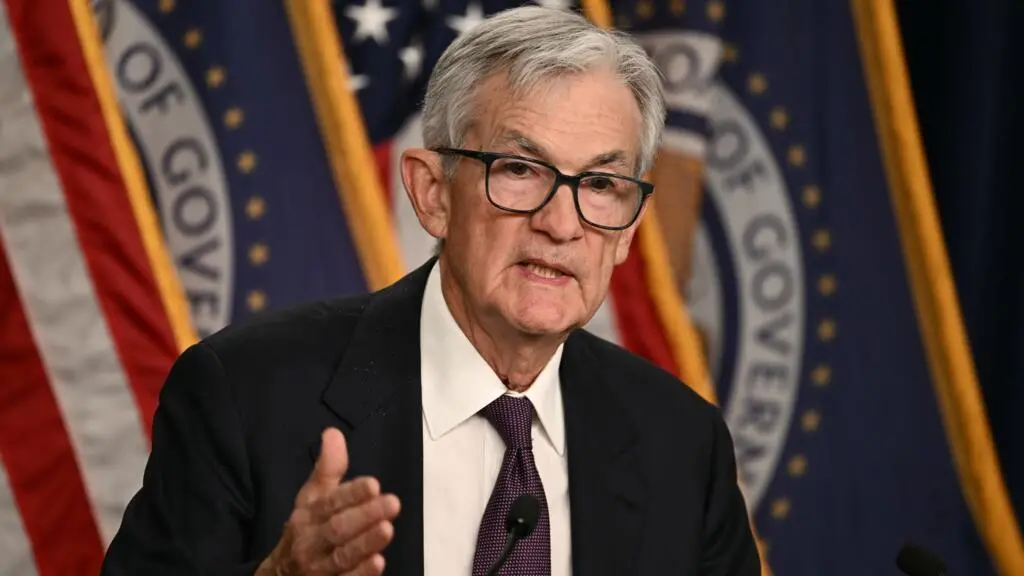 Custo extra de uns 1 bilhão de dólares nas reformas dos prédios do Fed não teve apontamento criminal, mas a fiscalizaçã…