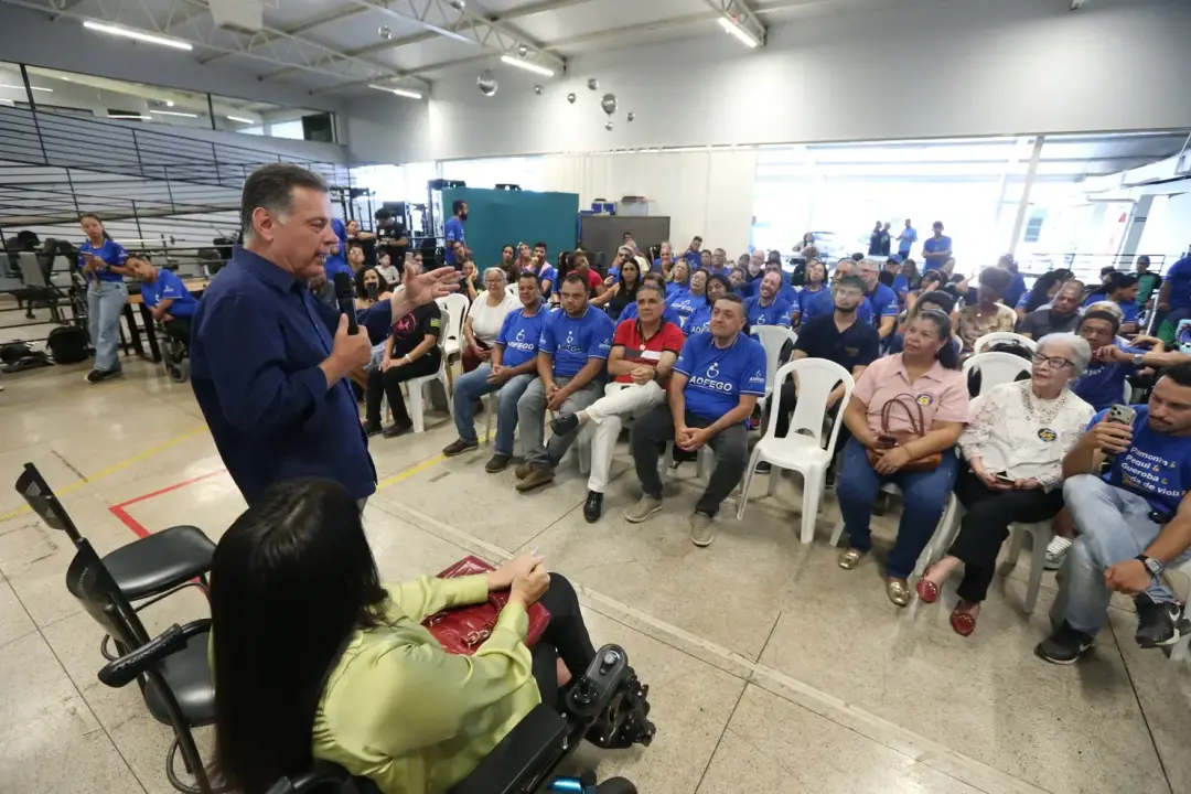Marconi Perillo reforçou propostas na ADFEGO em Goiás, prometendo fábrica de órteses e próteses e programa de capacitaç…