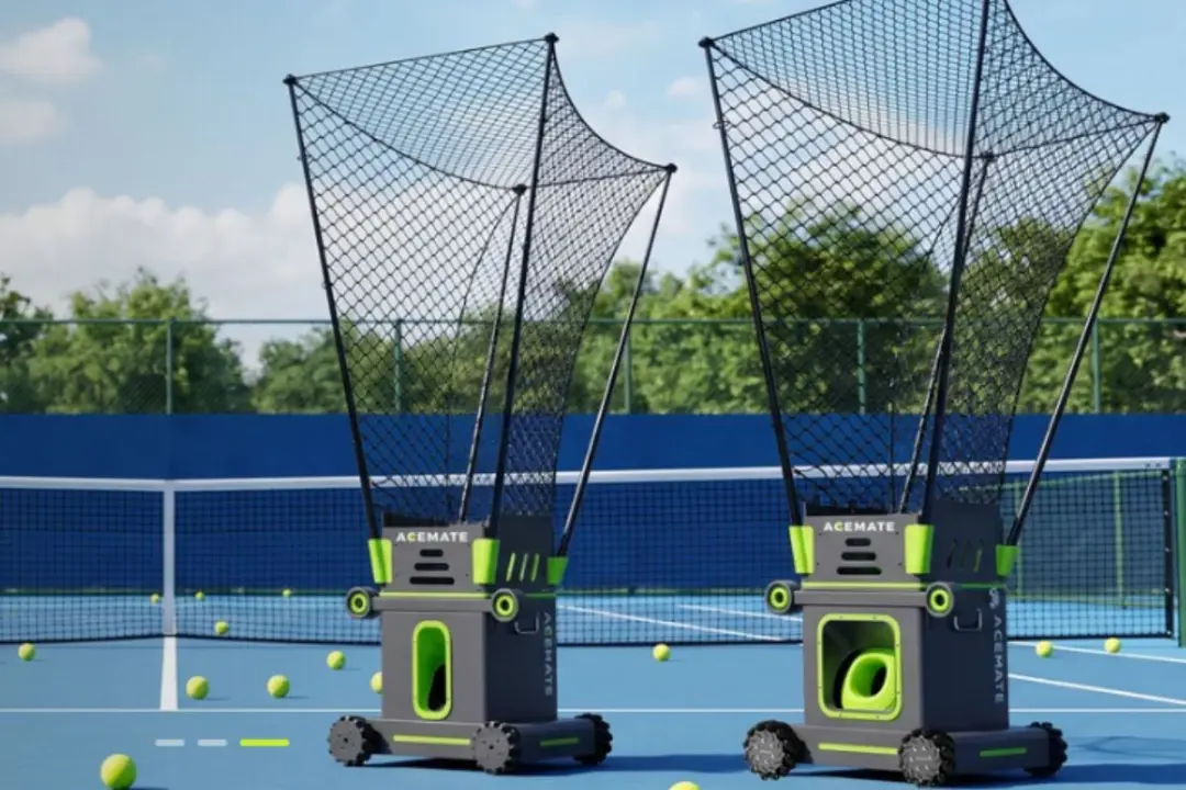 Robôs treinadores de IA estão chegando no esporte, com empresas como PongBot oferecendo máquinas que ajustam exercícios…