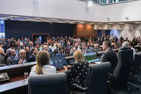 Rio de Janeiro precisa de um projeto emergencial de futuro, segundo Dani Monteiro. A gente sente a falta de planejament…