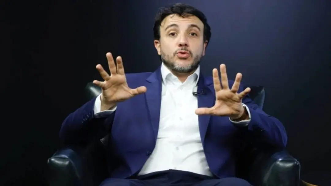 Partido Missão pede ao TSE a inclusão de Renan Santos nos debates da TV Globo, com base na regra de substituição caso u…