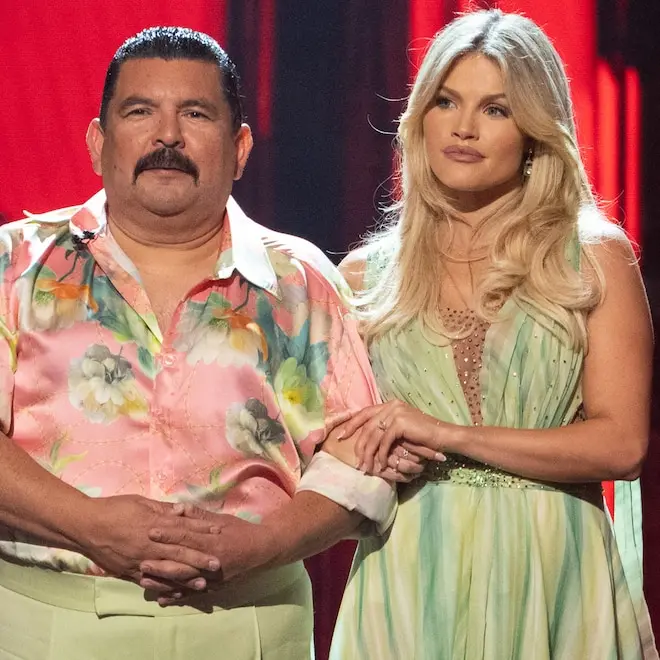 Witney Carson se mostrou feliz por continuar no Dancing With The Stars mesmo após ela e Guillermo Rodriguez ficarem na …
