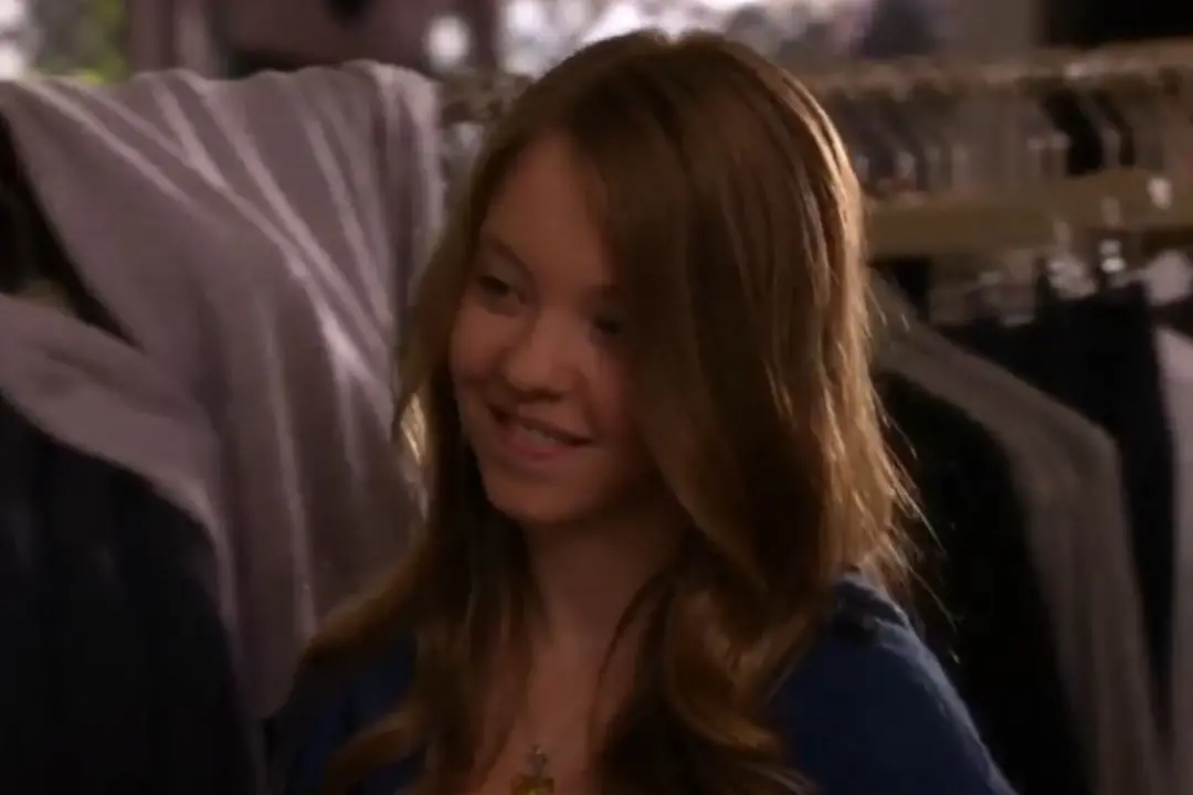 Sydney Sweeney apareceu em um drama adolescente de 2010, especificamente no sexto episódio da terceira temporada de 902…