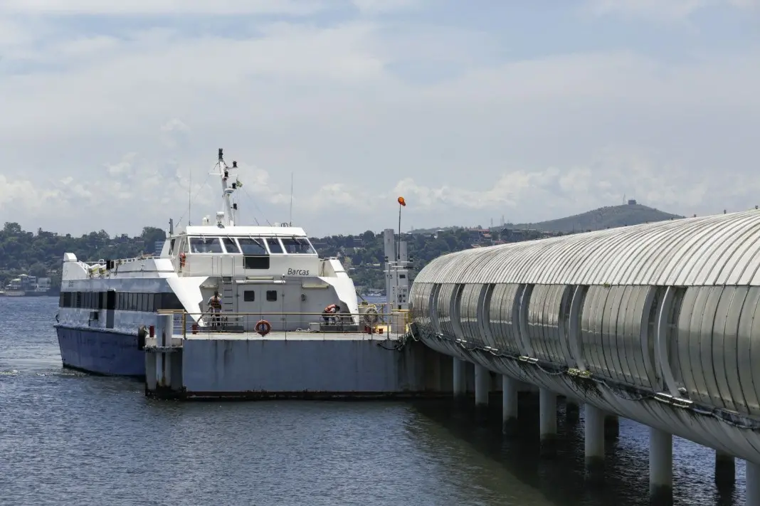 Linha Charitas das barcas bateu recorde com 8.364 passageiros em Niterói. A queda da tarifa para R$ 7,70 e os ajustes o…