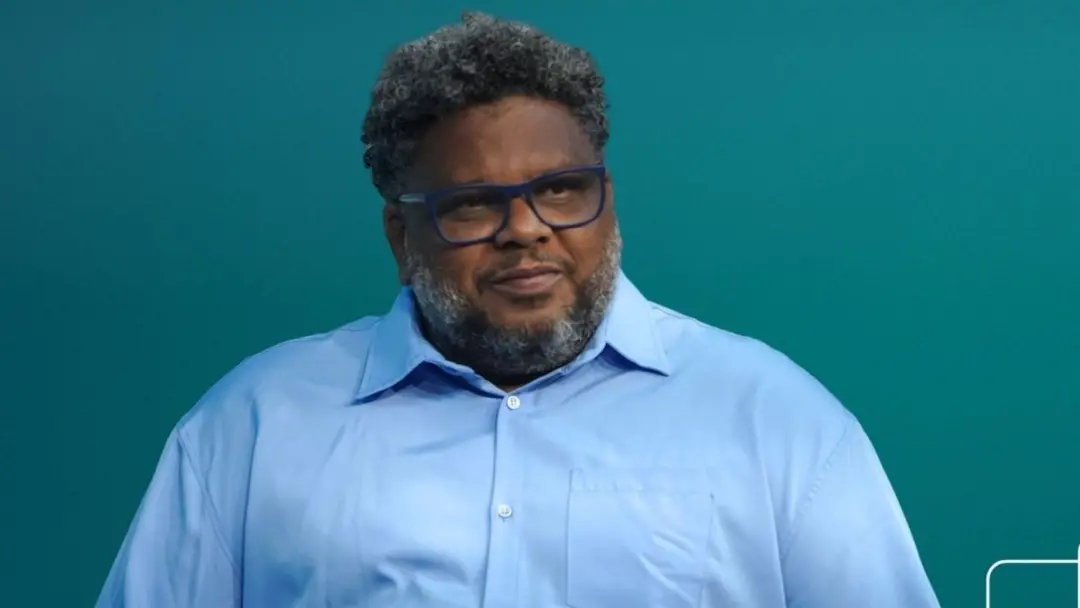 Professor Fabian, pelo PSOL, tem o número 500 para o Senado no Espírito Santo em 2026. A disputa por um mandato de oito…