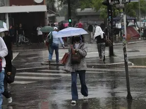 Passagem de frente fria muda o tempo na cidade de São Paulo. Mudanças no clima sempre afetam o dia a dia, e é bom ter u…