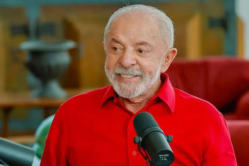 Lula concorda entrevista no podcast Flow na quinta, 1º, após cancelar o debate da TV Globo no mesmo horário. A ausência…
