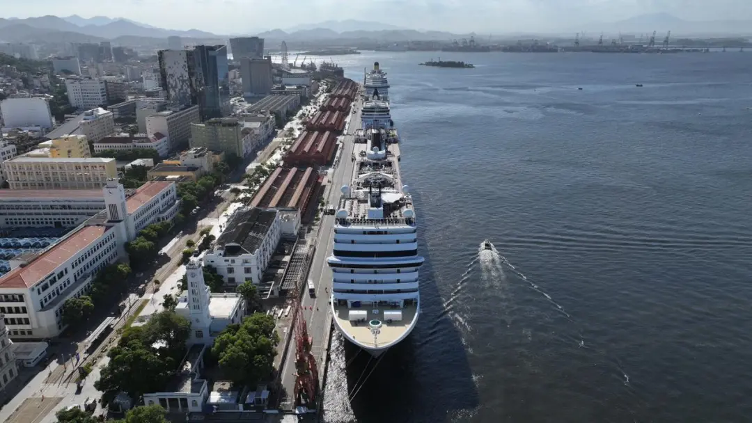 127 escalas e 85 dias de operação no Rio para navios de cruzeiro em 2026/2027. O pico de passageiros será em dezembro, …