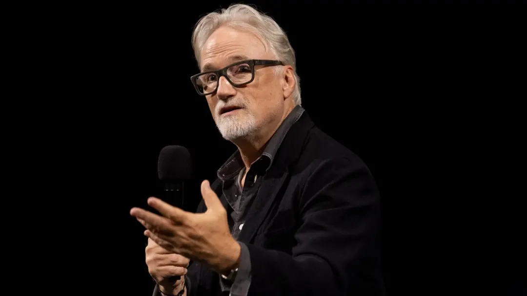 David Fincher deixa o acordo com Netflix depois de mais de uma década. Rumores indicam que a plataforma não aceitou tod…