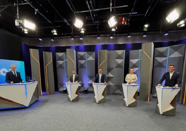 Debate no Rio Grande do Sul teve saúde e prevenção a enchentes em pauta. Ver os candidatos discutindo políticas pública…