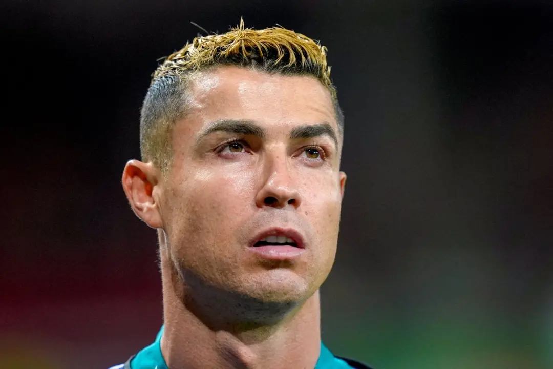Cristiano Ronaldo deixou o acampamento de Portugal antes do jogo contra a Dinamarca. Ele disse que vai contar a verdade…