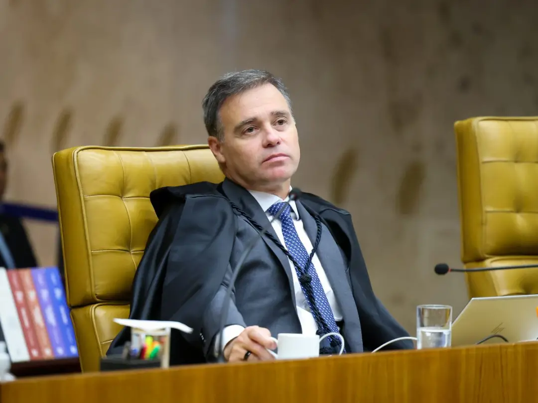 Mendonça votou para manter a derrubada de 1.125 posts em redes sociais sobre Nossa Senhora. A decisão gerou idas e vind…