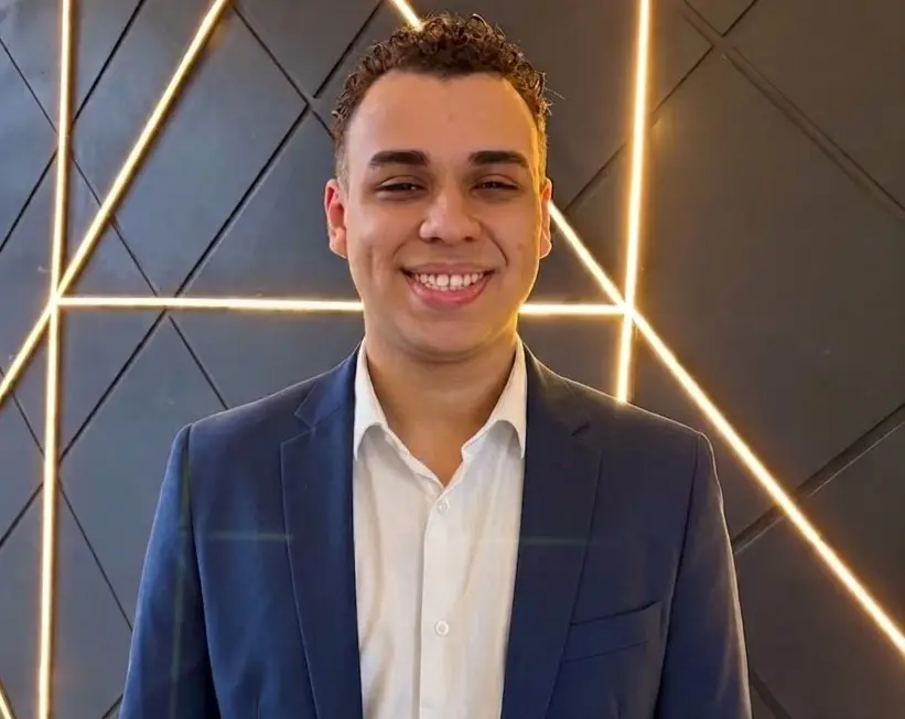 Miguel Moura está construindo trajetória no Ibis Guarulhos, focando em eventos e grupos. O trabalho dele mostra como a …