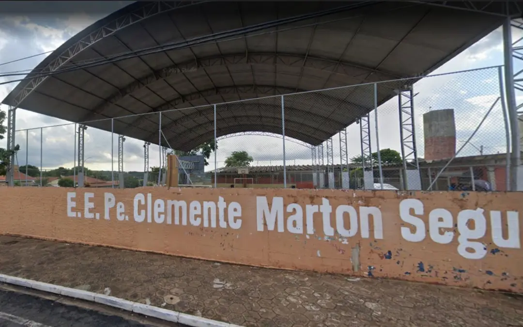 Escola em São José do Rio Preto investiga estudante de 17 anos suspeita de vender doces com maconha. É complexo o desca…
