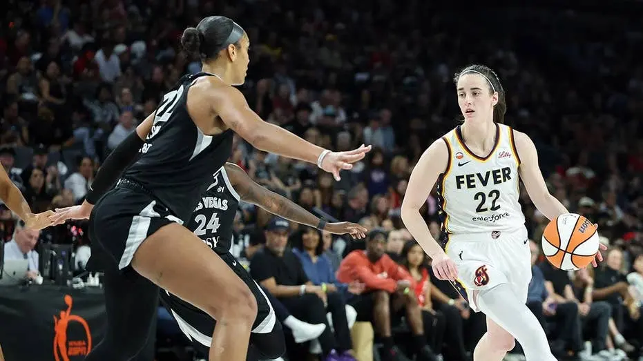 Wilson recebeu falta técnica no jogo 2 das séries finais da WNBA contra o Indiana Fever após uma discussão com um torce…