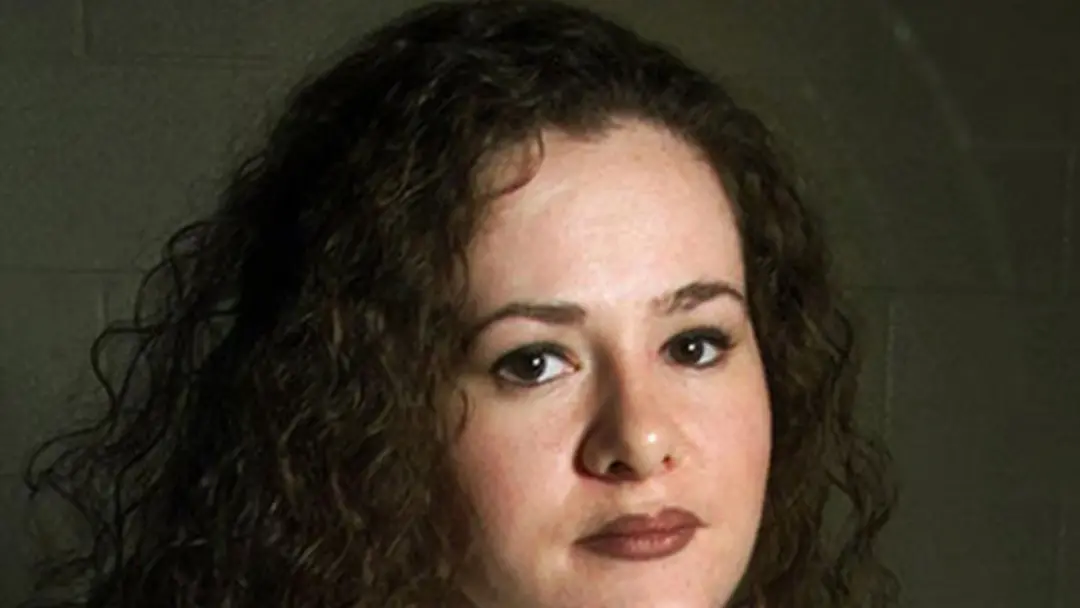 Christa Pike teve sua execução adiada umas horas antes da injeção letal em Tennessee. É um movimento que mostra a compl…