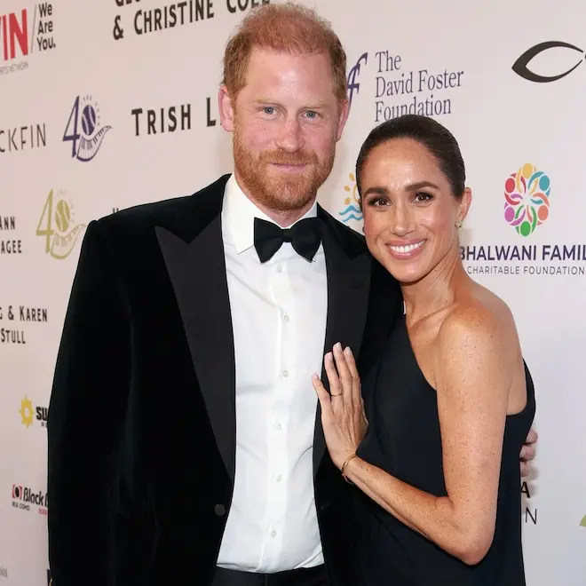 Príncipe Harry e Meghan Markle não toleram paparazzis na zona escolar. A presença de fotógrafos na escola que os filhos…