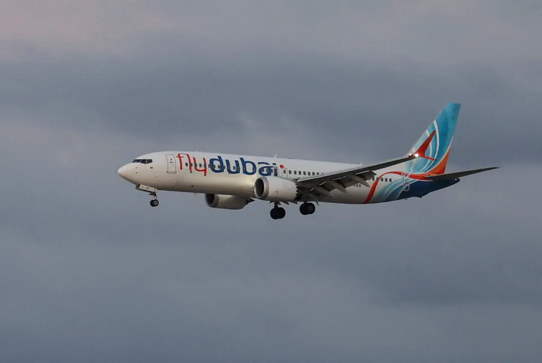 Boeing 737 escapou de tragédia após piloto esfaquear colega no voo FlyDubai entre Dubai e Tel Aviv. A tentativa de qued…