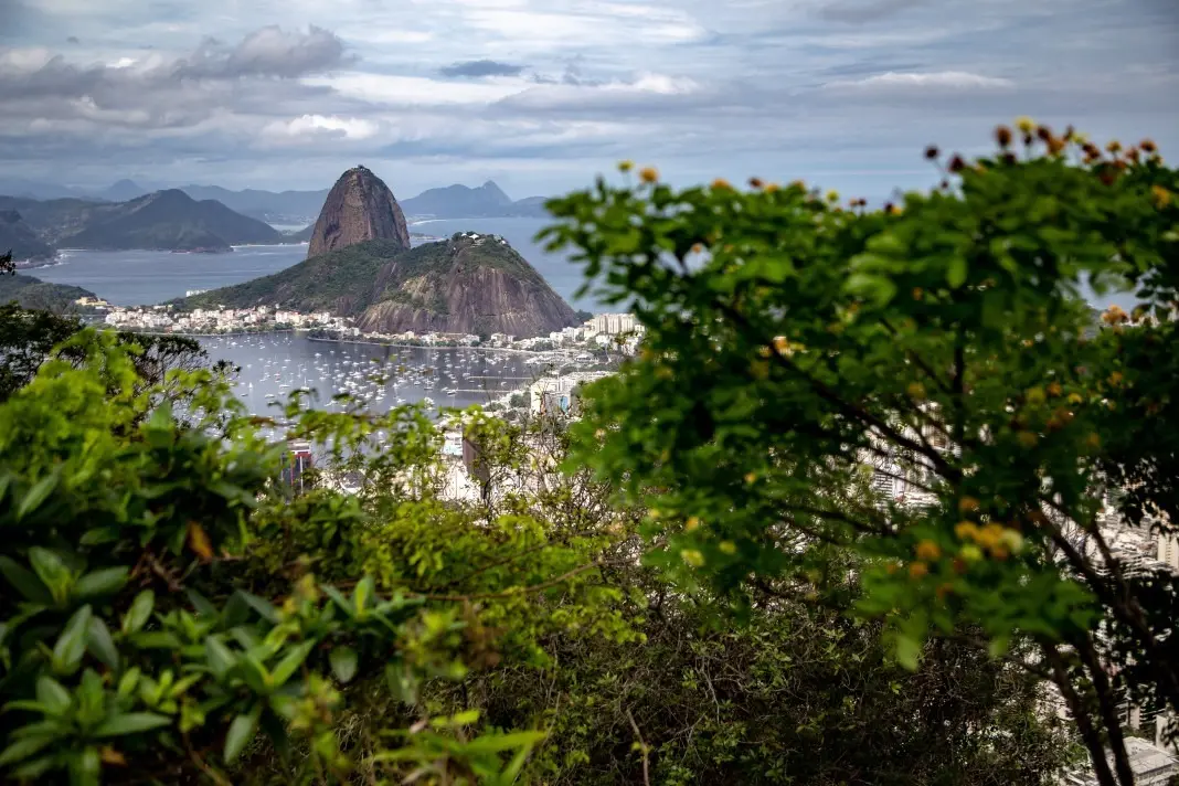 Rio entre cidades com ozônio nocivo em 2026, classificado como extremamente ruim. Esse poluente se forma com calor e lu…