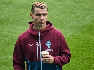 CR7 não treinou e conversou com Jorge Jesus, aumentando a tensão em Portugal. Quando a harmonia se quebra no meio da jo…