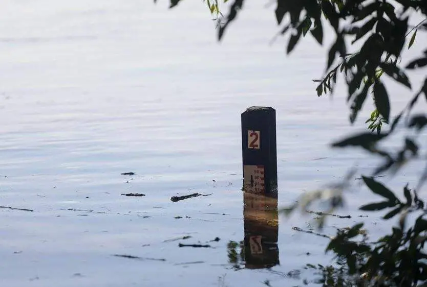 Defesa Civil de Porto Alegre alerta para elevação do Guaíba em ilhas e áreas ribeirinhas, válido até domingo, 4. Chuvas…