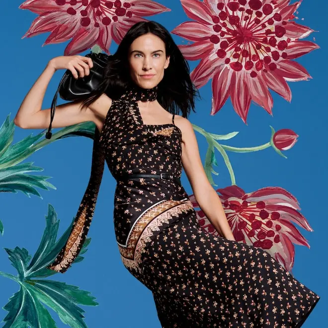 Old Navy e Altuzarra lançaram a coleção de outono com romantismo cotidiano. Achei a colaboração interessante porque mis…