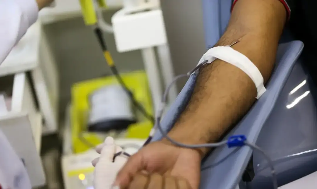 Novas regras de doação de sangue entram em vigor no Brasil, reduzindo os tempos de espera em vários casos, como após ta…