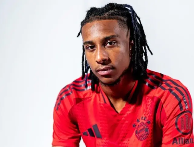 Olise pede cláusula de rescisão de 200 milhões de euros ao Bayern. Acho importante esse pedido, pois mostra que o jogad…