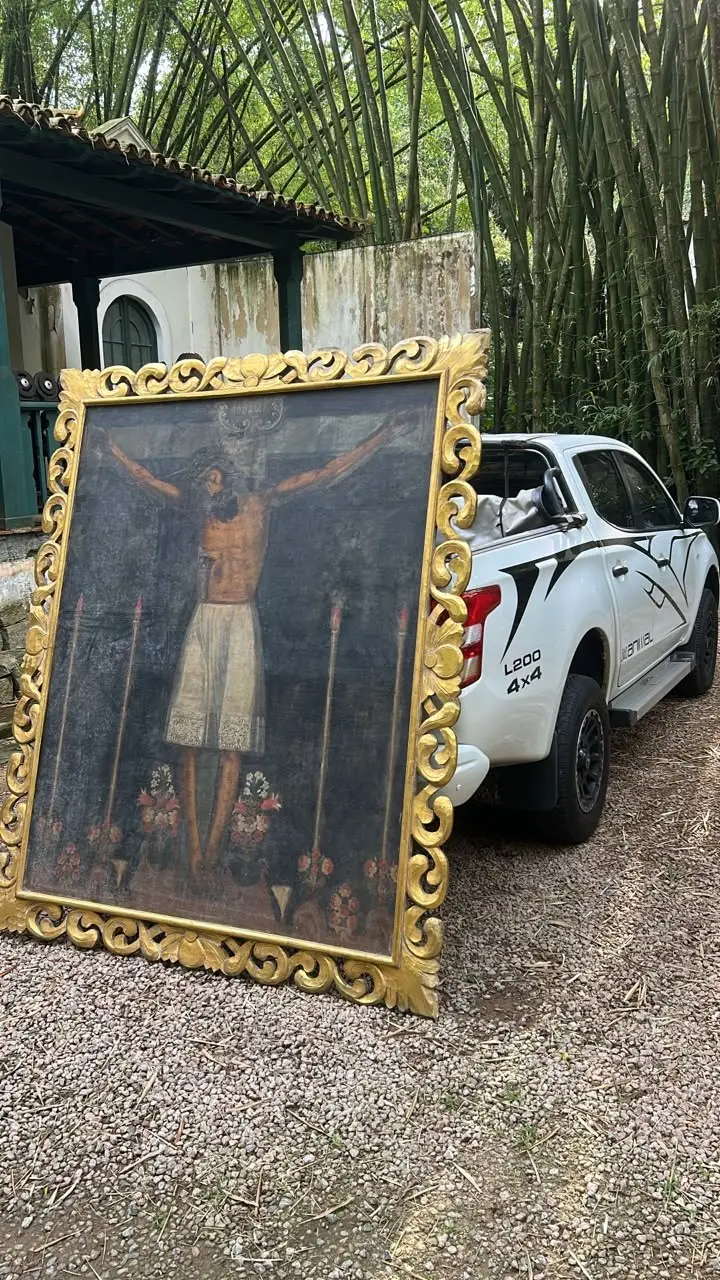 Operação Peabiru na Zona Norte do Rio recuperou pintura peruana do século XVII que estava à venda irregularmente. A cir…