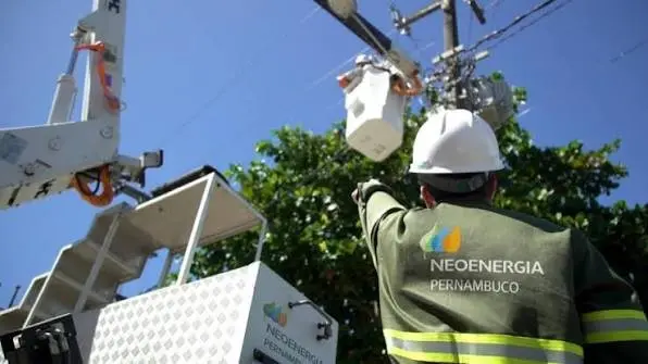 Moradores de diversos bairros em Petrolina ficarão sem luz de quarta a sexta para manutenção na rede elétrica. Desligam…