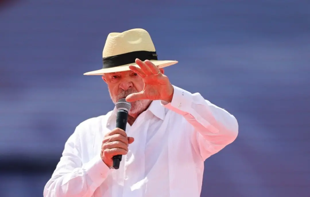Lula atacou ACM Neto em comício na Bahia, dizendo que a ideia do Neto Lula foi inventada. Ele acusou o candidato de se …