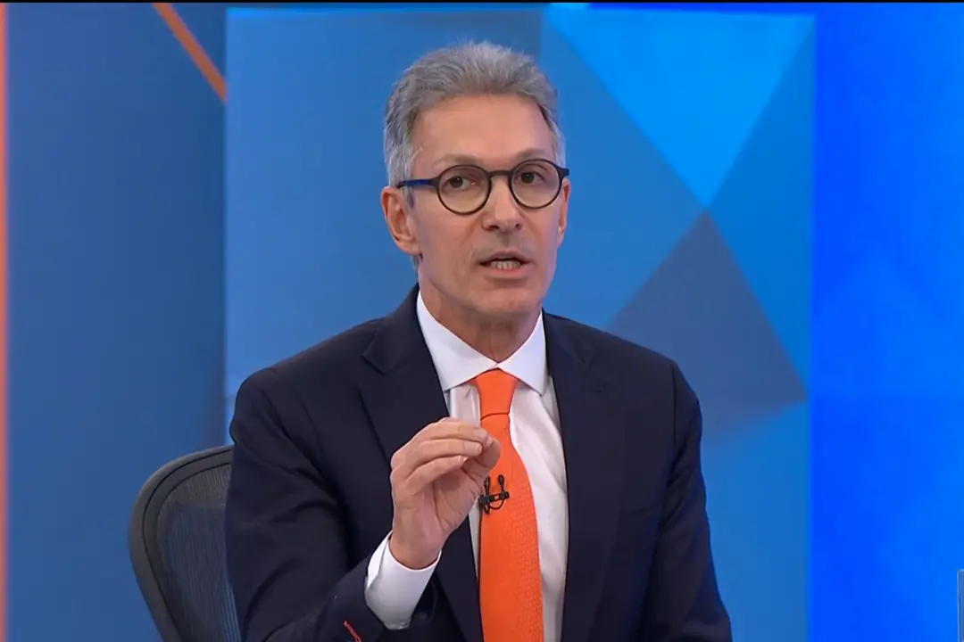 Daniel Vorcaro foi convidado pela campanha de Zema para o pré-lançamento em São Paulo, apesar do ex-governador chamá-lo…