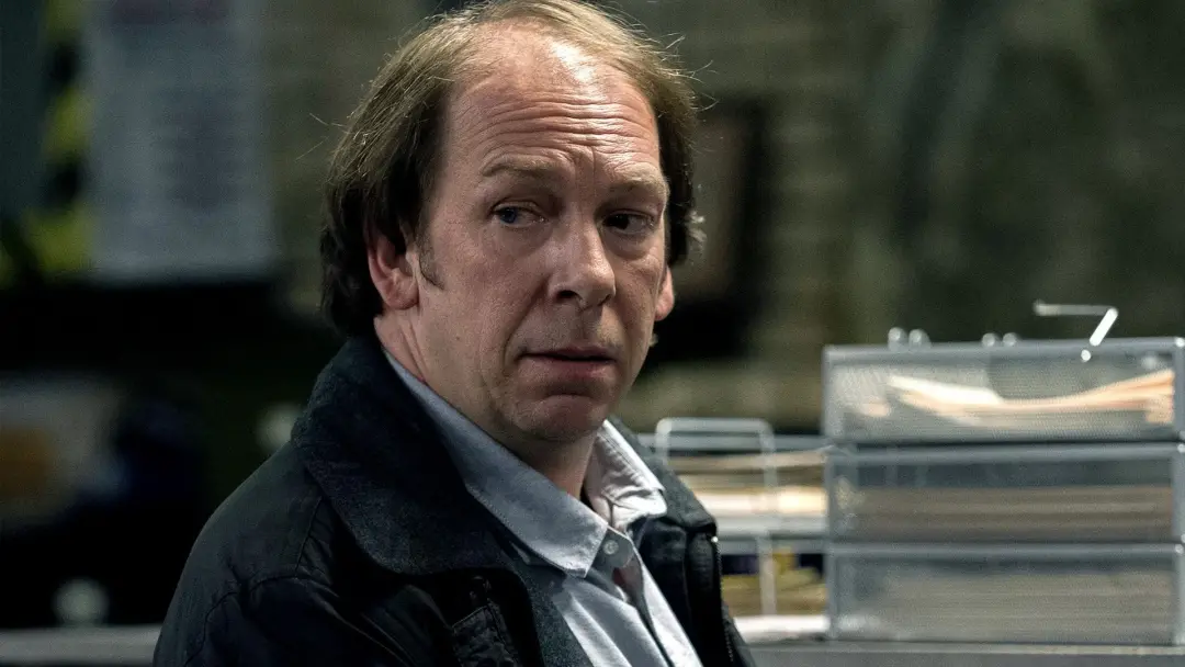 O thriller de 8 episódios da HBO ostenta 94% no Rotten Tomatoes, um crime feito com precisão forense e realismo doloros…