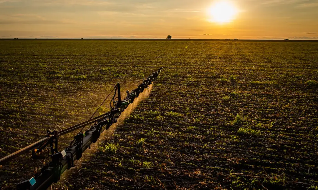 Novas regras do seguro rural ampliam a proteção do produtor, definindo prazos de 15 dias para regulação de sinistros se…