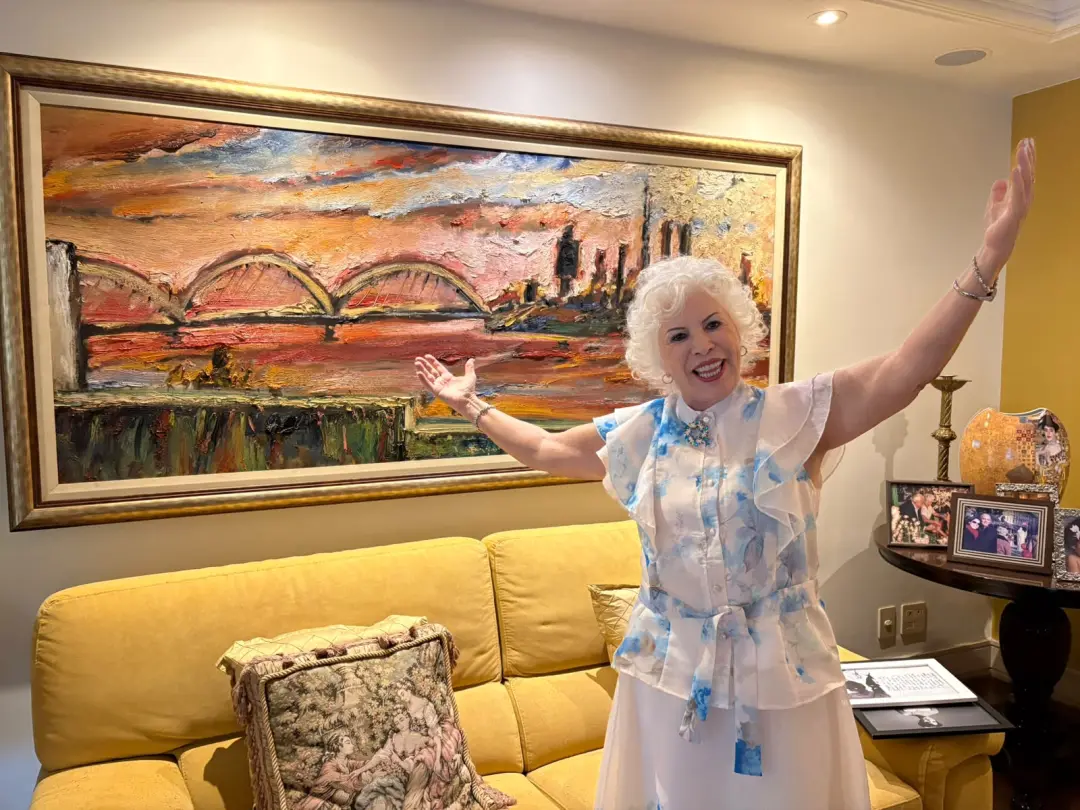 Cosete Ramos, aos 85 anos, carrega lembranças da inauguração de Brasília em 21 de abril de 1960. Ela participou do bail…
