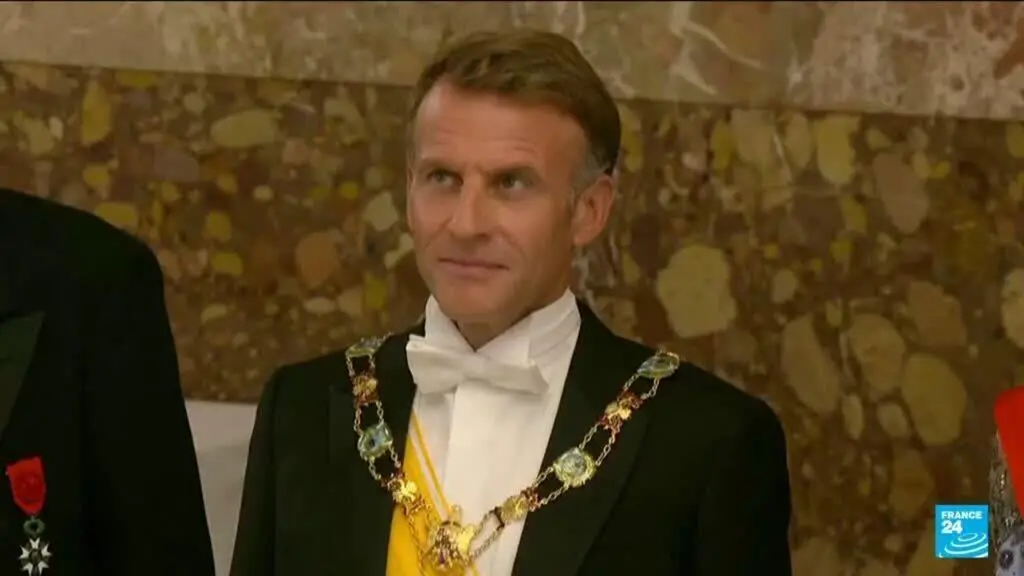 Emmanuel Macron em Espanha, no último dia da visita oficial, abre fórum econômico e se reúne com Pedro Sanchez. Percebi…