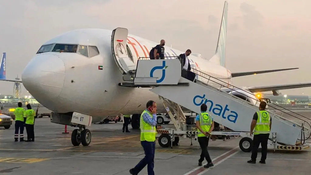 Voo com destino a Israel desviado para a Arábia Saudita quarta-feira, após briga entre os pilotos. Isso mostra como a t…