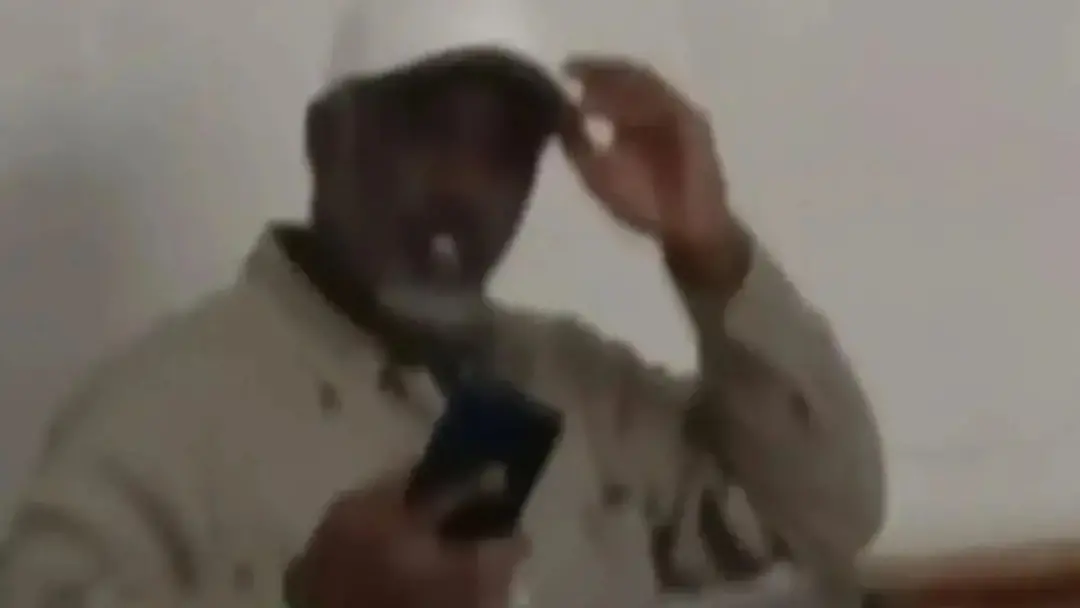 Sean Combs teve a pena na prisão reduzida novamente, antecipando a saída do magnata. É muito diferente ver alguém com e…
