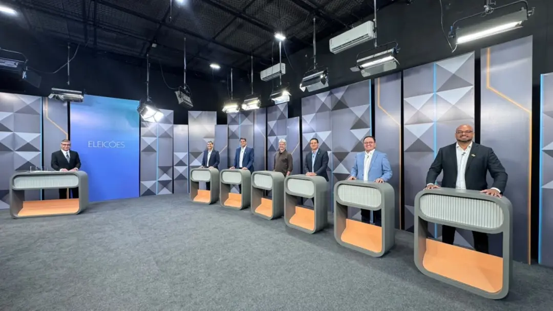 Seis candidatos participaram do debate sobre o governo do Maranhão na TV Mirante. A discussão teve embates sobre saúde …