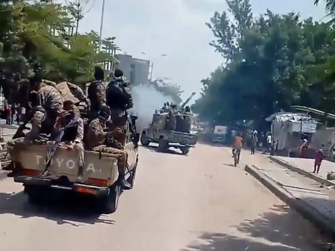 Em Etiópia, conflito entre exército e grupos armados causa morte de 250 combatentes e deslocamento de 150 mil pessoas. …