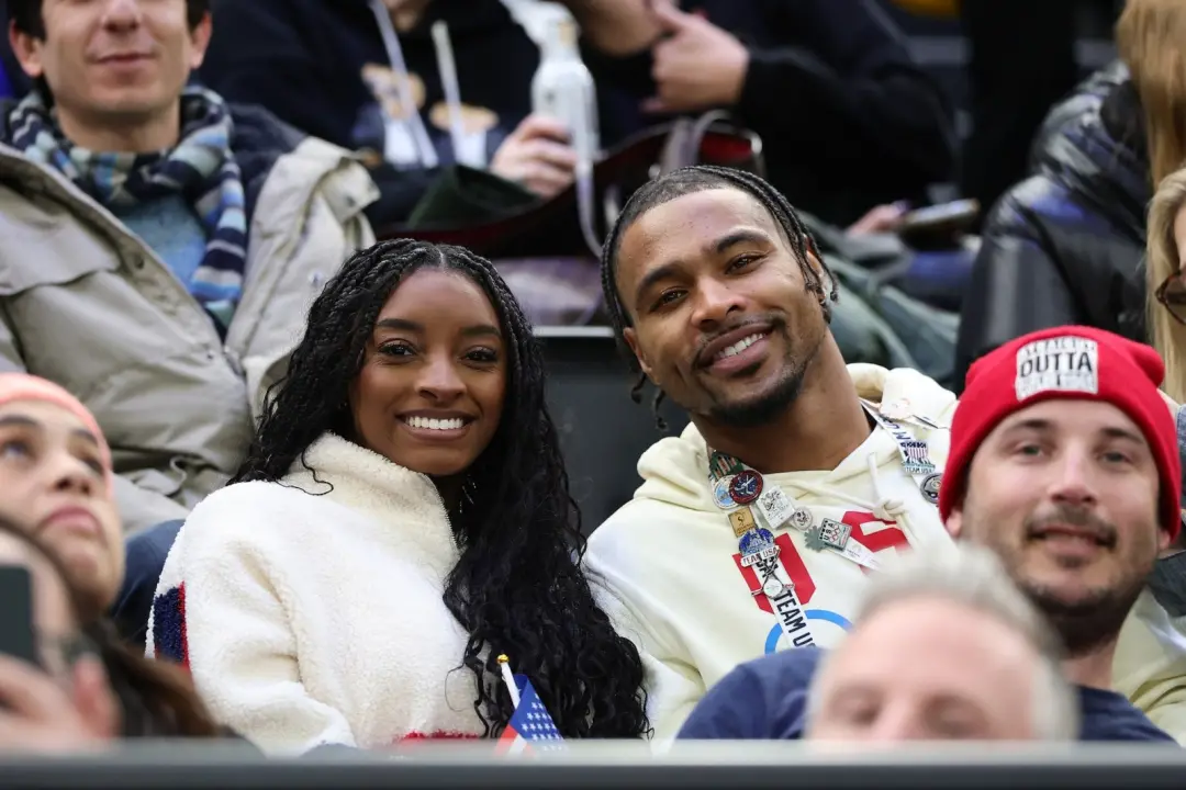 Simone Biles não viajará para jogos fora de casa nesta temporada, mudando o cronograma de viagens durante o primeiro an…