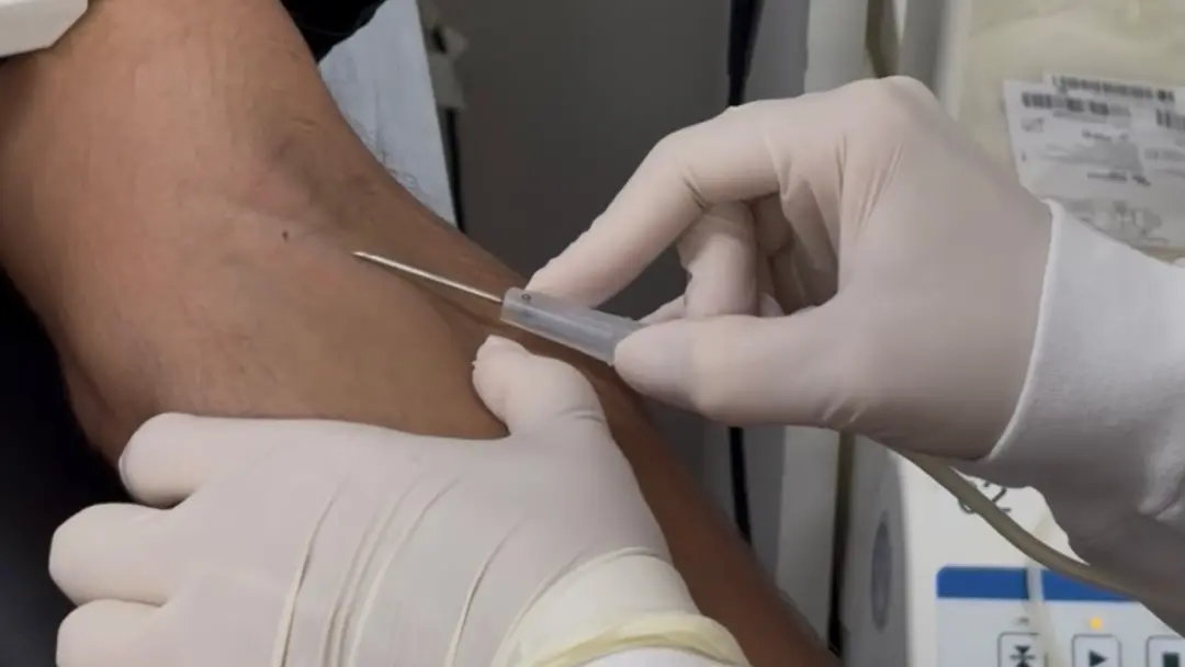 Nova portaria do Ministério da Saúde muda regras da doacao de sangue no DF, reduzindo o peso minimo para 50 kg e diminu…
